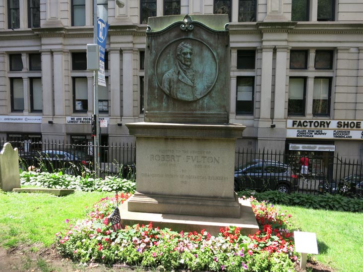 Robert Fulton Grave, Cemetery, Trinity Church, Broadway at Wall Street, Lower Manhattan, July 2, 2016