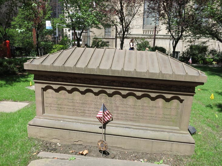 Albert Gallatin Grave, Cemetery, Trinity Church, Broadway at Wall Street, Lower Manhattan, July 2, 2016