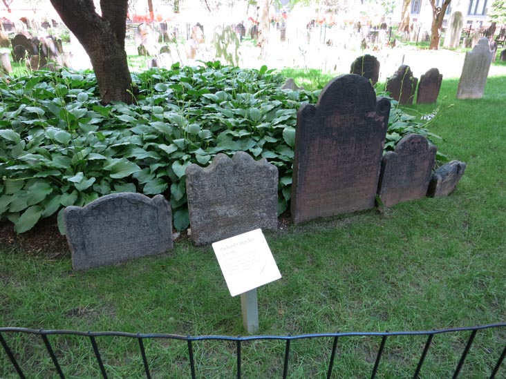 Cemetery, Trinity Church, Broadway at Wall Street, Lower Manhattan, July 2, 2016