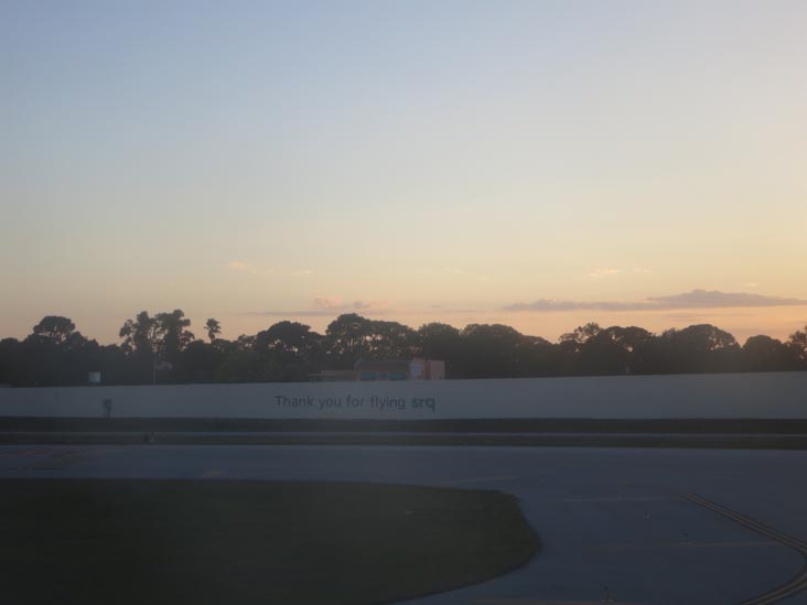 Sarasota-Bradenton International Airport, JetBlue 432, November 11, 2012