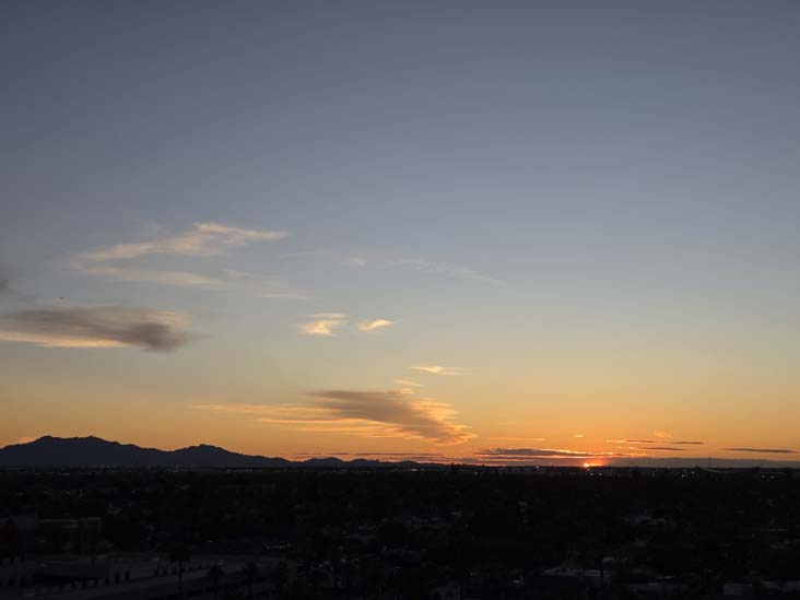 Sunset, Phoenix, Arizona, February 19, 2026, 6:16 p.m.