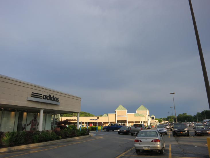 The Crossings Premium Outlets, Interstate 80 at Exit 299, Tannersville, Pennsylvania