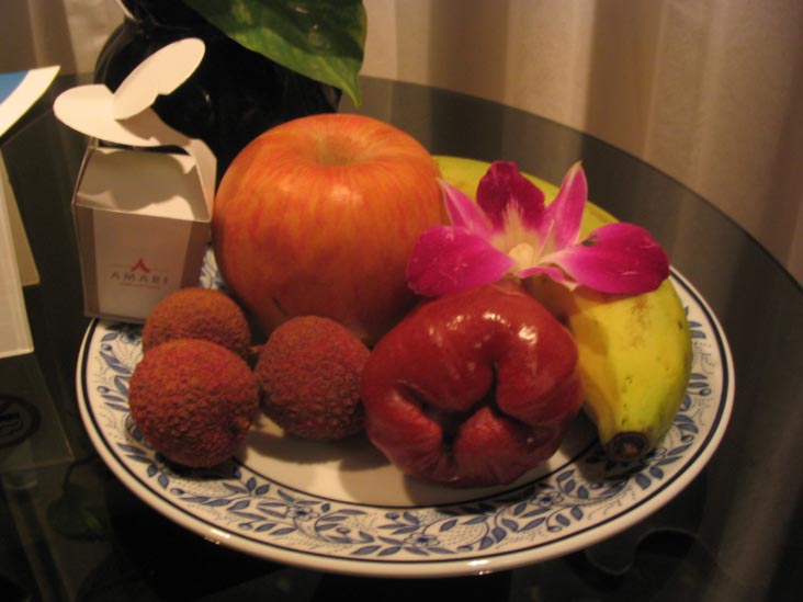 Lychee, Apple, Banana, Rose Apple, Amari Airport Hotel, Bangkok