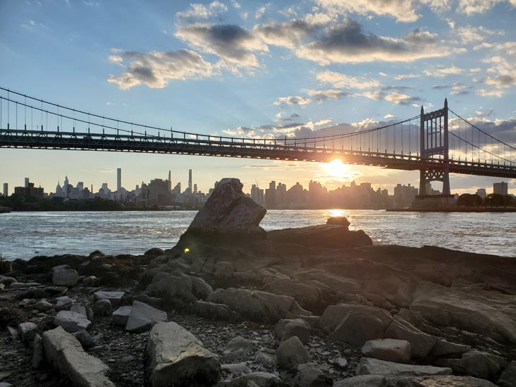 Robert F. Kennedy Bridge From East River Waterfront, Astoria Park, Astoria, Queens, September 6, 2021
