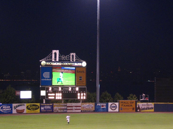 Brookyn Cyclones vs. Staten Island Yankees, August 28, 2006, Richmond County Bank Ballpark, St. George, Staten Island