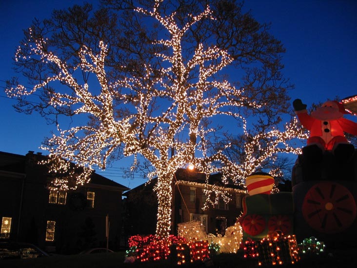 Dyker Heights Christmas Lights, Dyker Heights, Brooklyn