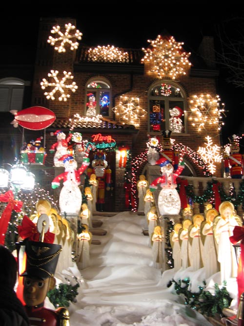 Dyker Heights Christmas Lights, Dyker Heights, Brooklyn, December 22, 2009