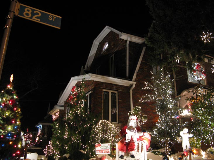 Dyker Heights Christmas Lights, Dyker Heights, Brooklyn, December 22, 2009