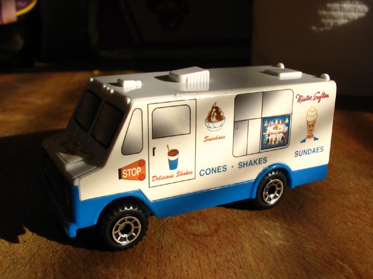 mr softee toy truck