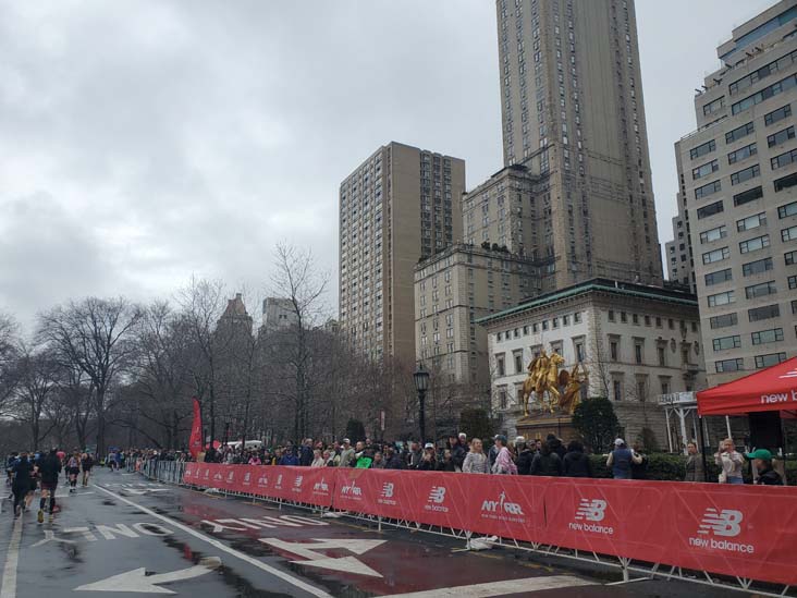 Grand Army Plaza, Midtown Manhattan, 2025 United Airlines NYC Half Marathon, March 16, 2025