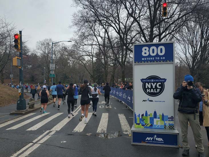 800 Meters To Go Marker, Central Park, Manhattan, 2025 United Airlines NYC Half Marathon, March 16, 2025