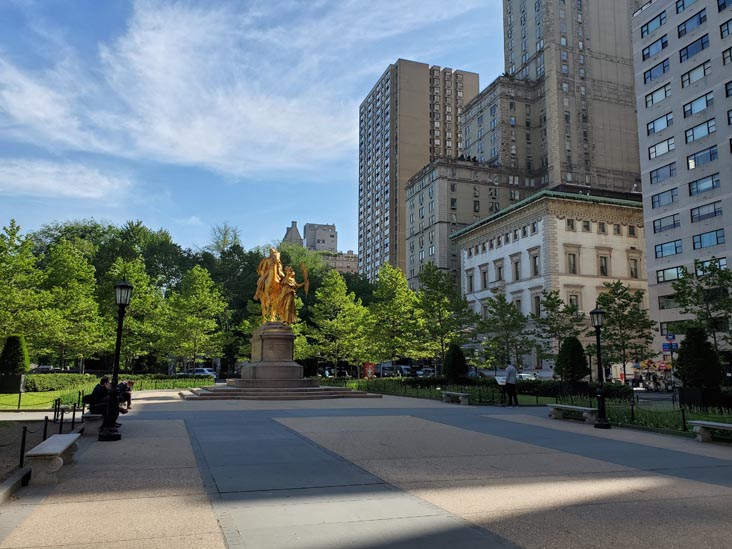 Grand Army Plaza, Midtown Manhattan, May 27, 2020, 9:38 a.m.