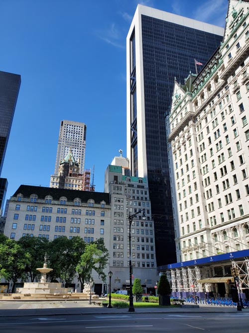 Grand Army Plaza, Midtown Manhattan, May 27, 2020, 9:38 a.m.