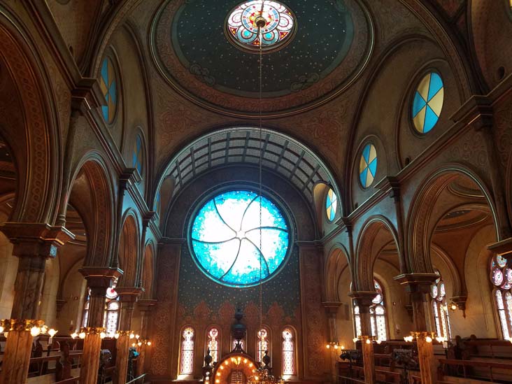 Eldridge Street Synagogue, Chinatown, Lower Manhattan, April, 24, 2019