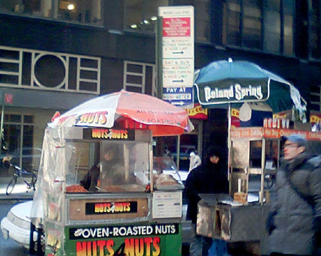 Nuts 4 Nuts Cart, Times Square