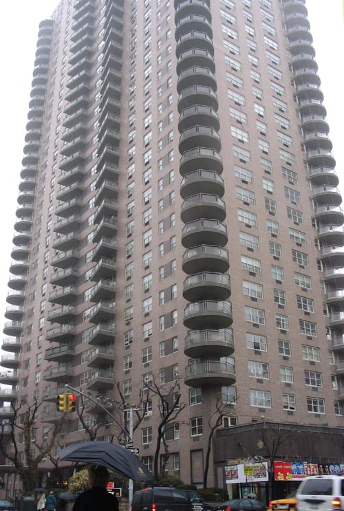 The Jeffersons' Apartment Building, 185 East 85th Street, Upper East Side, Manhattan, March 5, 2004