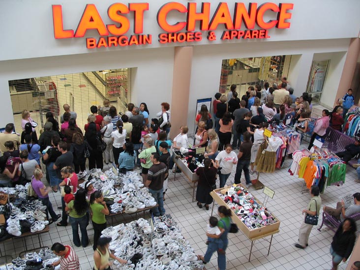 LAST CHANCE CLEARANCE STORE - 291 Photos & 656 Reviews - 1919 E Camelback  Rd, Phoenix, Arizona - Shoe Stores - Phone Number - Yelp