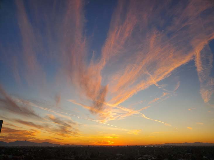 Sunset, Phoenix, Arizona, February 20, 2025, 6:22 p.m.