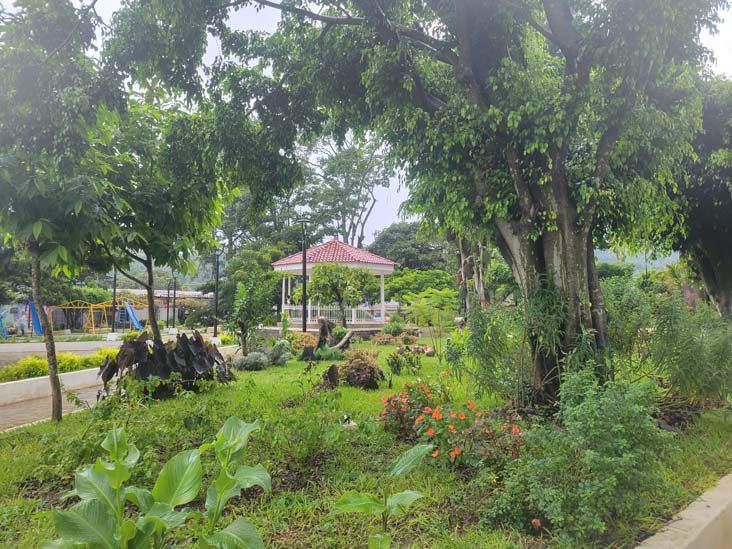 Parque Fray Rafael Fernandez, Concepción de Ataco, El Salvador, August 8, 2024