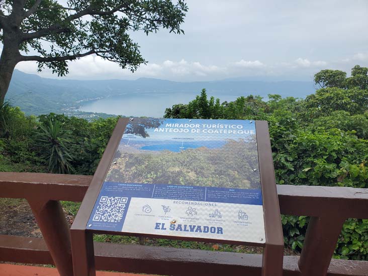 Mirador Turístico Anteojo de Coatepeque, Santa Ana, El Salvador, August 9, 2024