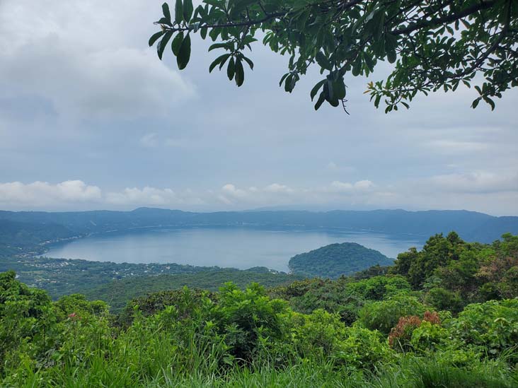 Lago de Coatepeque, Mirador Turístico Anteojo de Coatepeque, Santa Ana, El Salvador, August 9, 2024