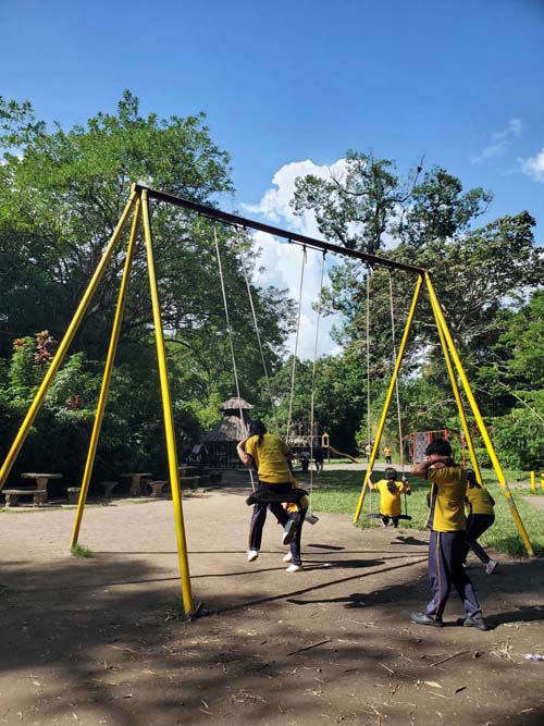 Area Infantil, Jardín Botánico La Laguna, San Salvador, El Salvador, August 16, 2024