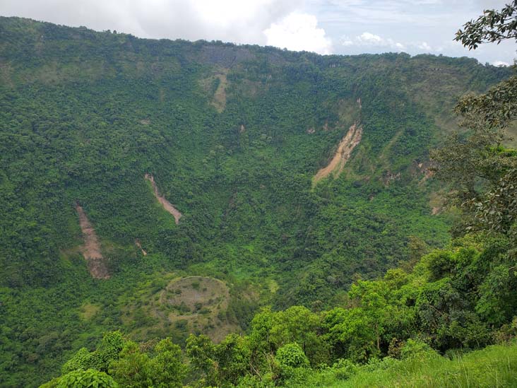 Crater, Parque Nacional El Boquerón, San Salvador Volcano, El Salvador, August 8, 2024