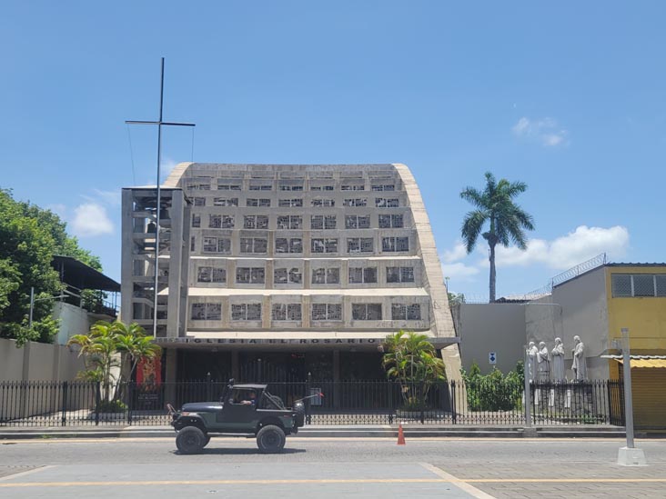 Iglesia El Rosario, Plaza Libertad, Centro Histórico, San Salvador, El Salvador, August 7, 2024