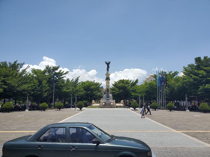 Monumento a los Próceres, Plaza Libertad, Centro Histórico, San Salvador, El Salvador, August 7, 2024