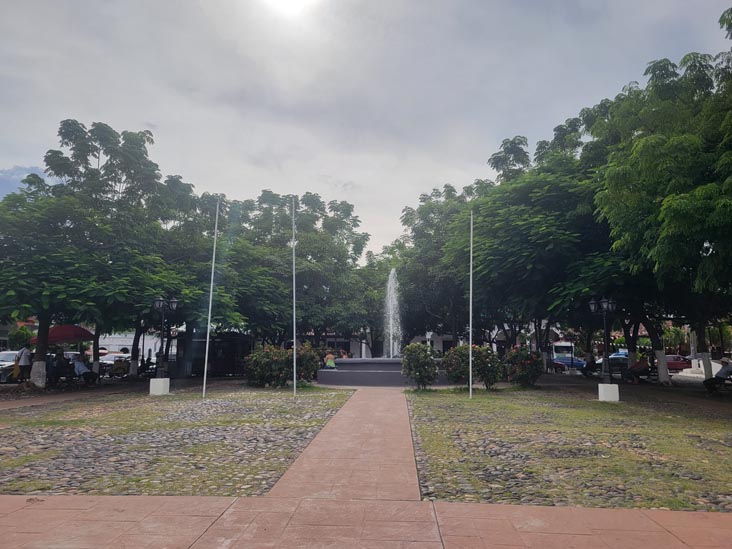 Parque Central de Suchitoto, Suchitoto, El Salvador, August 13, 2024