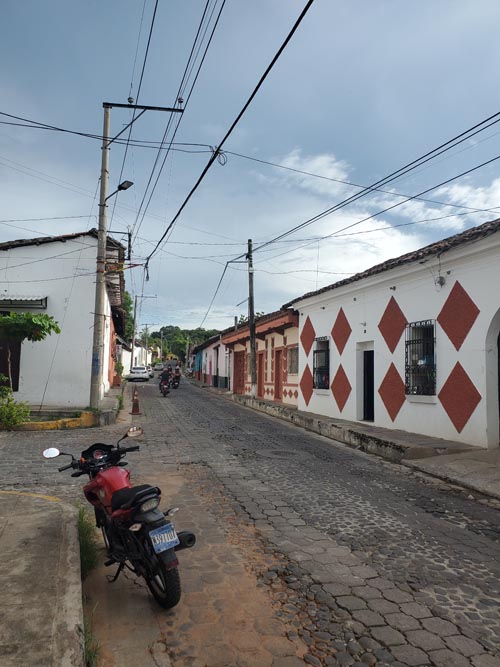 4a Avenida Sur at 1a Calle Poniente, Suchitoto, El Salvador, August 13, 2024