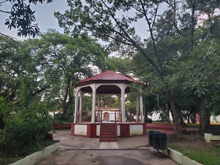 Parque San Martín, Suchitoto, El Salvador, August 14, 2024