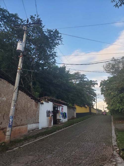 Avenida José Maria Peña Fernández, Suchitoto, El Salvador, August 14, 2024