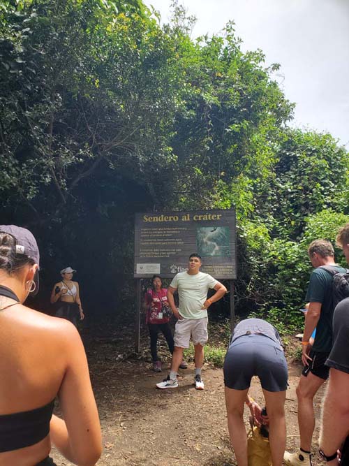 Sendero al Crater Trailhead, Volcán de Santa Ana/Santa Ana Volcano, El Salvador, August 9, 2024