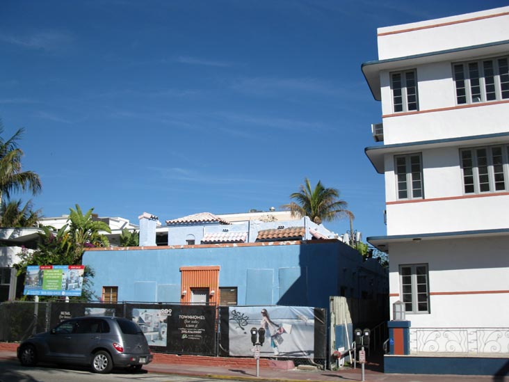 909 Collins Avenue, South Beach, Miami, Florida