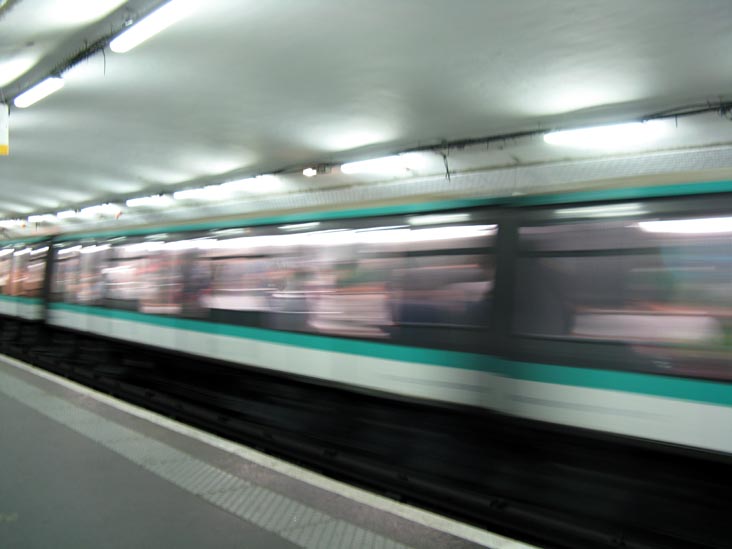 Saint-Paul Métro Station, 4e Arrondissement, Paris, France