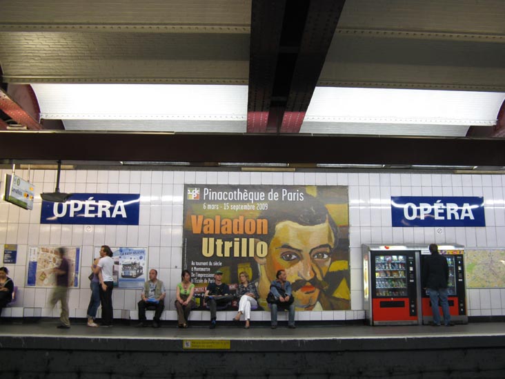 Opéra Métro Station, 9e Arrondissement, Paris, France