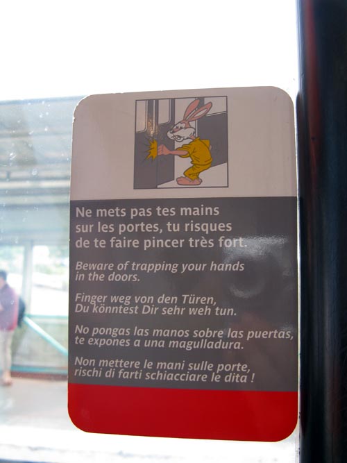 Faire Pincer Très Fort, Paris Métro, Paris, France