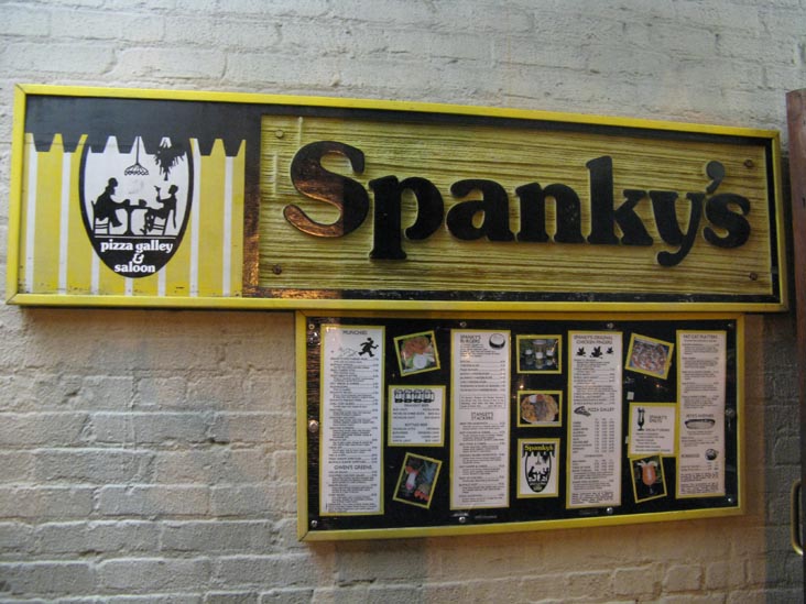 Spanky's Pizza Galley & Saloon, 317 East River Street, Savannah, Georgia