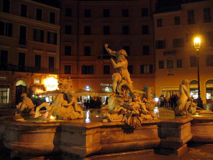 Fontana di Nettuno, Piazza Navona, Rome, Lazio, Italy