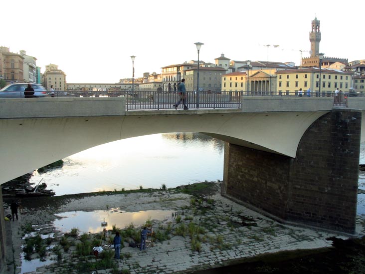 Ponte Alle Grazie, Florence, Tuscany, Italy