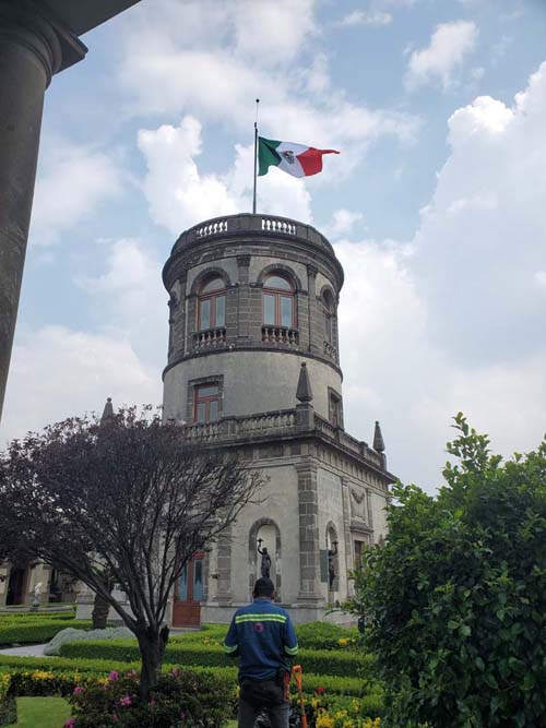 Jardín de Alcazar, Castillo de Chapultepec/Chapultepec Castle, Bosque de Chapultepec, Mexico City/Ciudad de México, Mexico, September 1, 2023