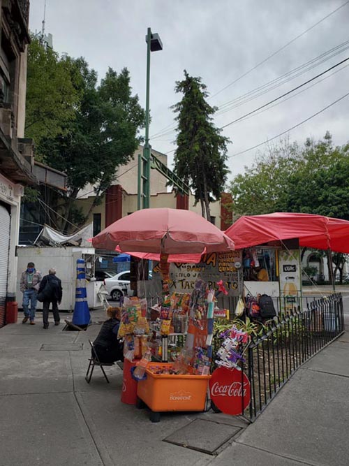 Avenida Bucareli at Calle Tolsa, Colonia Juárez, Mexico City/Ciudad de México, Mexico, August 27, 2021