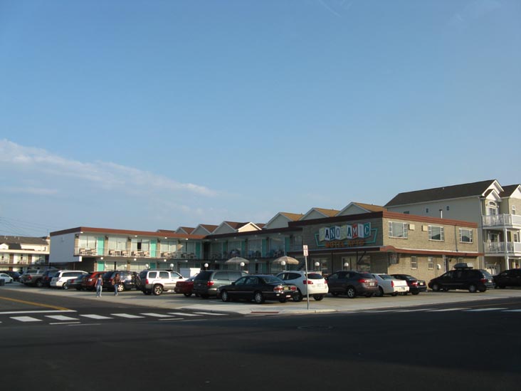 Panoramic Motel Apartments, 2101 Surf Avenue, North Wildwood, New Jersey