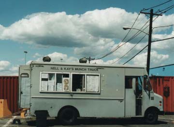 Nell & Kay's Munch Truck