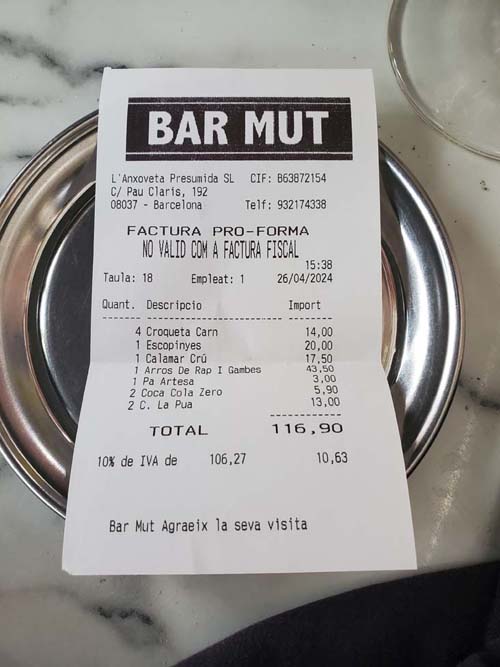 Check, Bar Mut, Barcelona, Spain, April 26, 2024