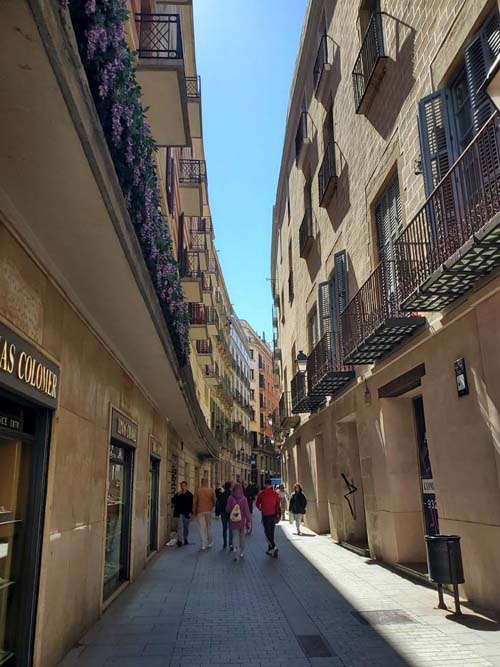 Carrer de la Canuda, Barri Gòtic/Gothic Quarter, Barcelona, Spain, April 24, 2024