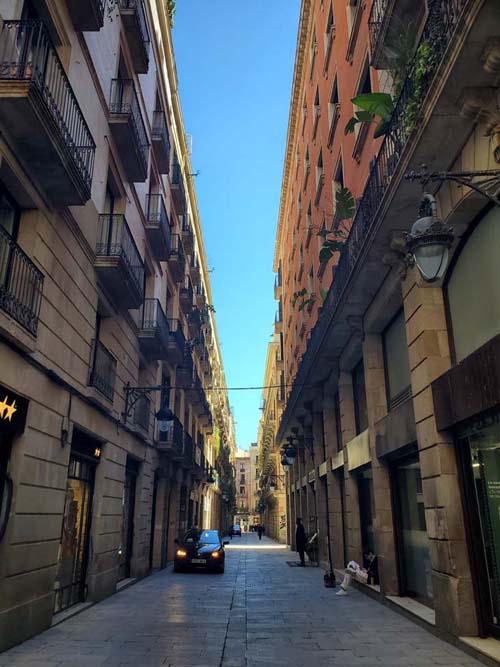 Carrer del Duc, Barri Gòtic/Gothic Quarter, Barcelona, Spain, April 24, 2024