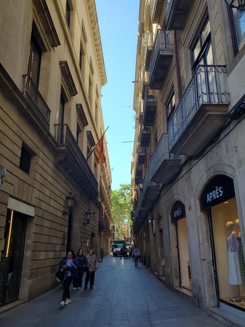 Carrer de la Canuda, Barri Gòtic/Gothic Quarter, Barcelona, Spain, April 24, 2024