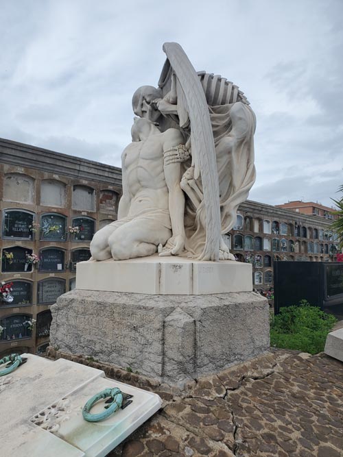 El Petó de la Mort/The Kiss of Death, Cementiri de Poblenou/Poblenou Cemetery, Barcelona, Spain, April 27, 2024